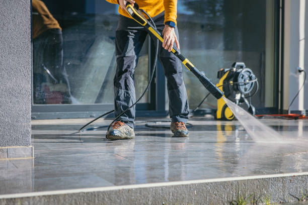 Professional Pressure Washing Services in Howards Grove, WI