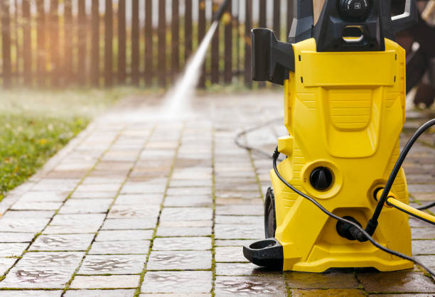 Best Graffiti Removal Services in Howards Grove, WI
